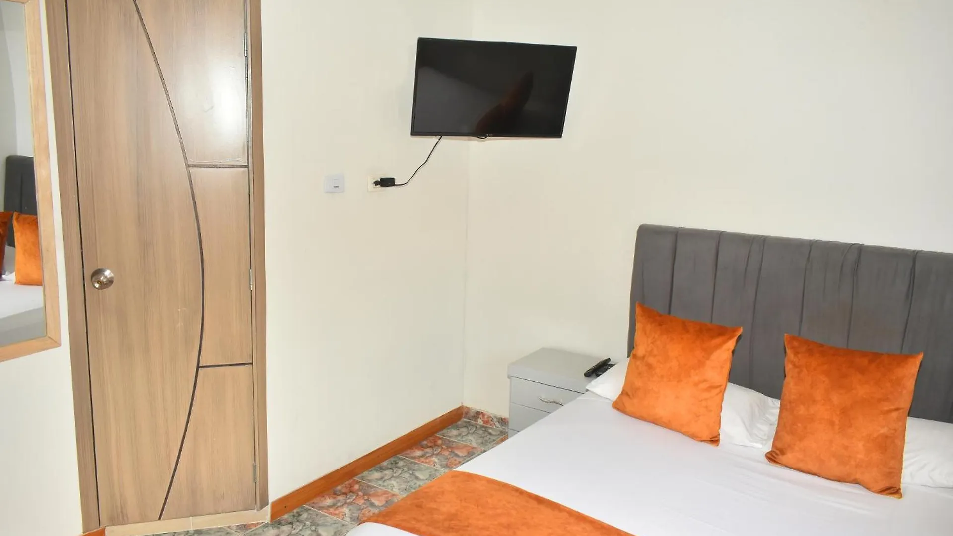 Hotel Flamante Bulevar
